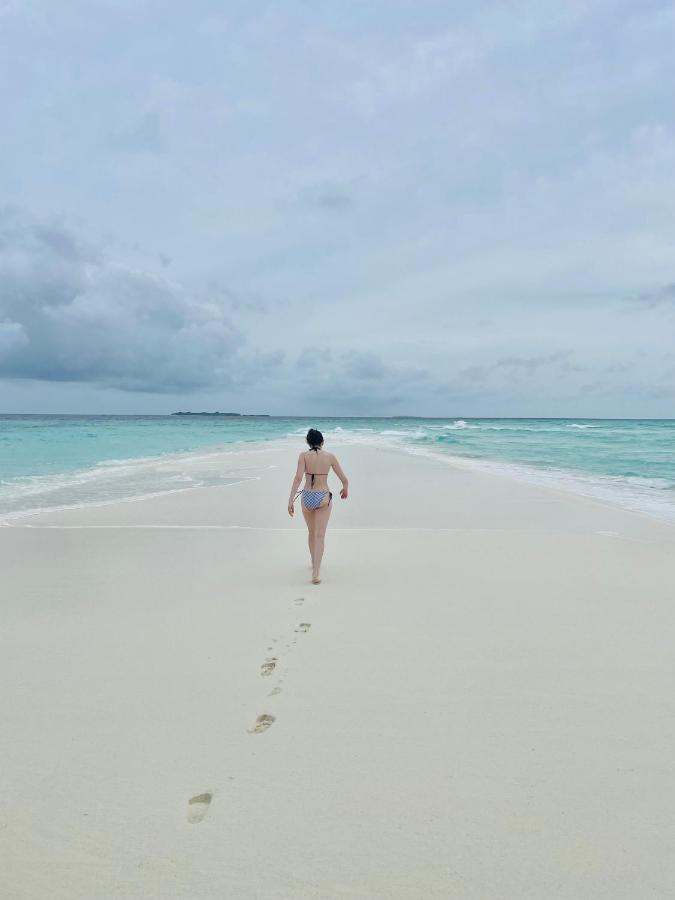 Pelican Beach Maafushi Exterior photo